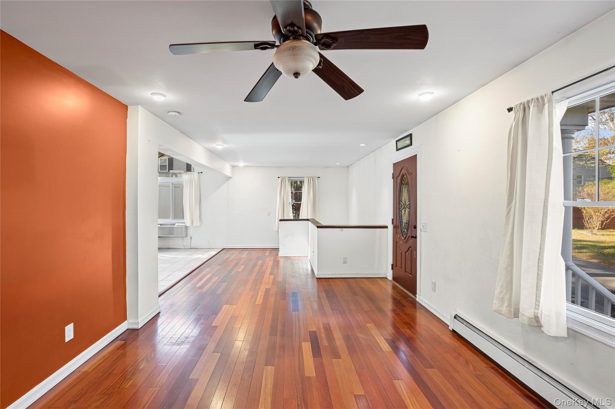 10 Queen Drive, Sound Beach, NY 11789