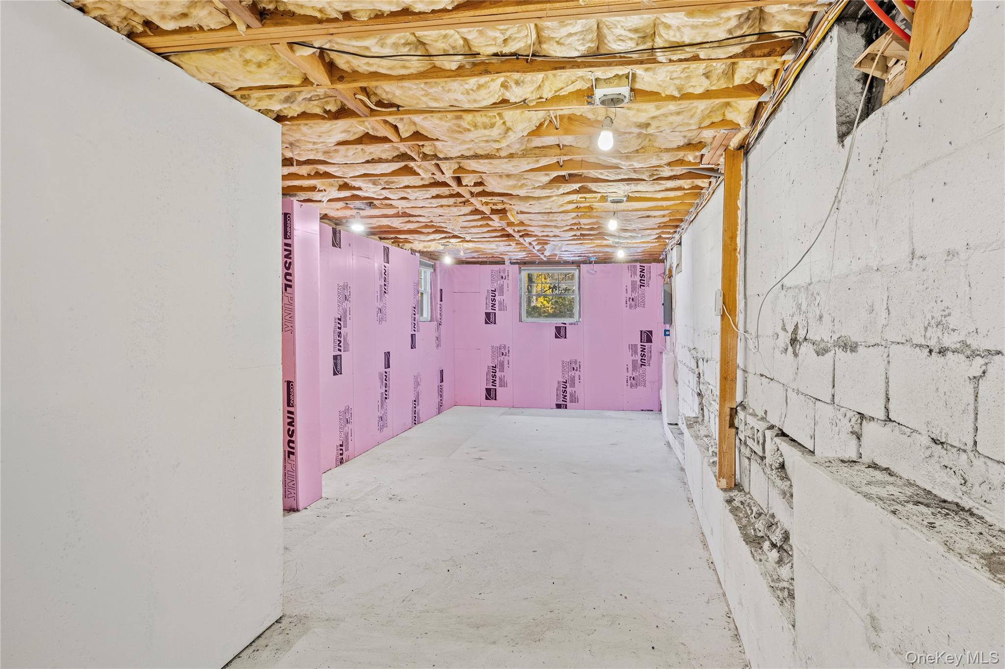 10 Queen Drive, Sound Beach, NY 11789