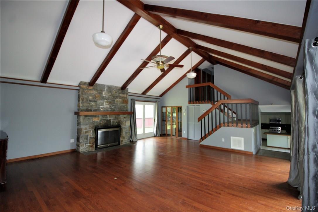 7 Tamarack Road, Mahopac, NY 10541