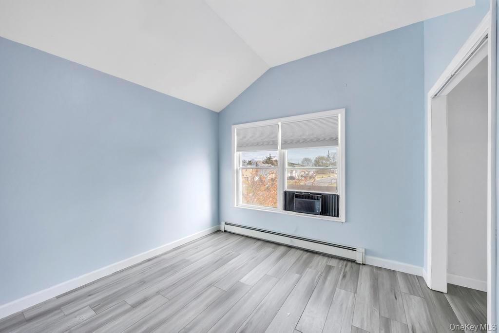 297 Catskill Avenue, Lindenhurst, NY 11757