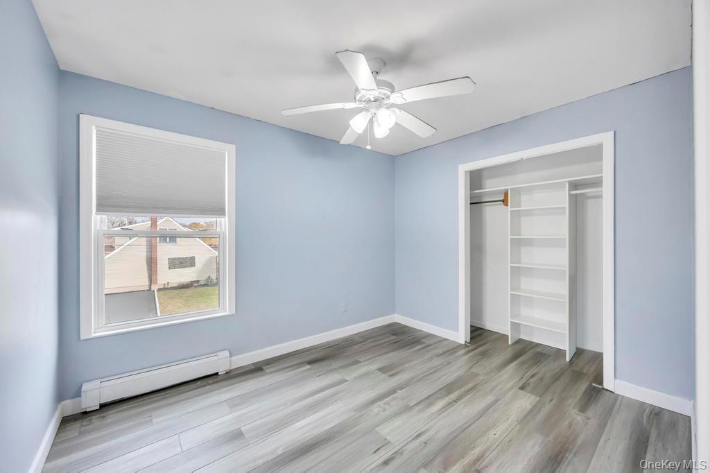 297 Catskill Avenue, Lindenhurst, NY 11757