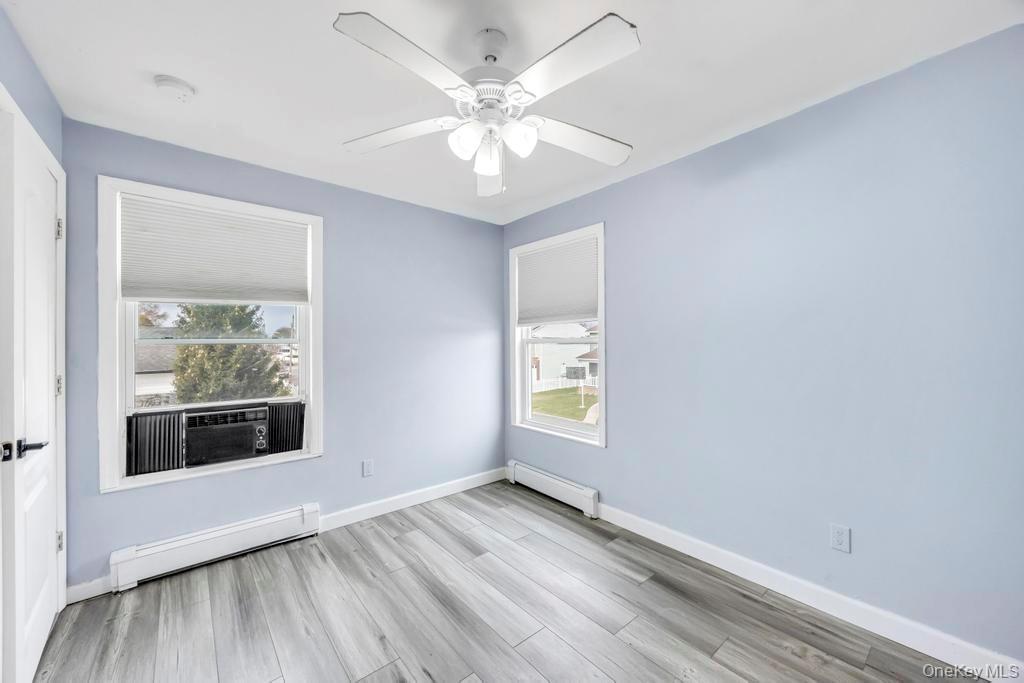 297 Catskill Avenue, Lindenhurst, NY 11757