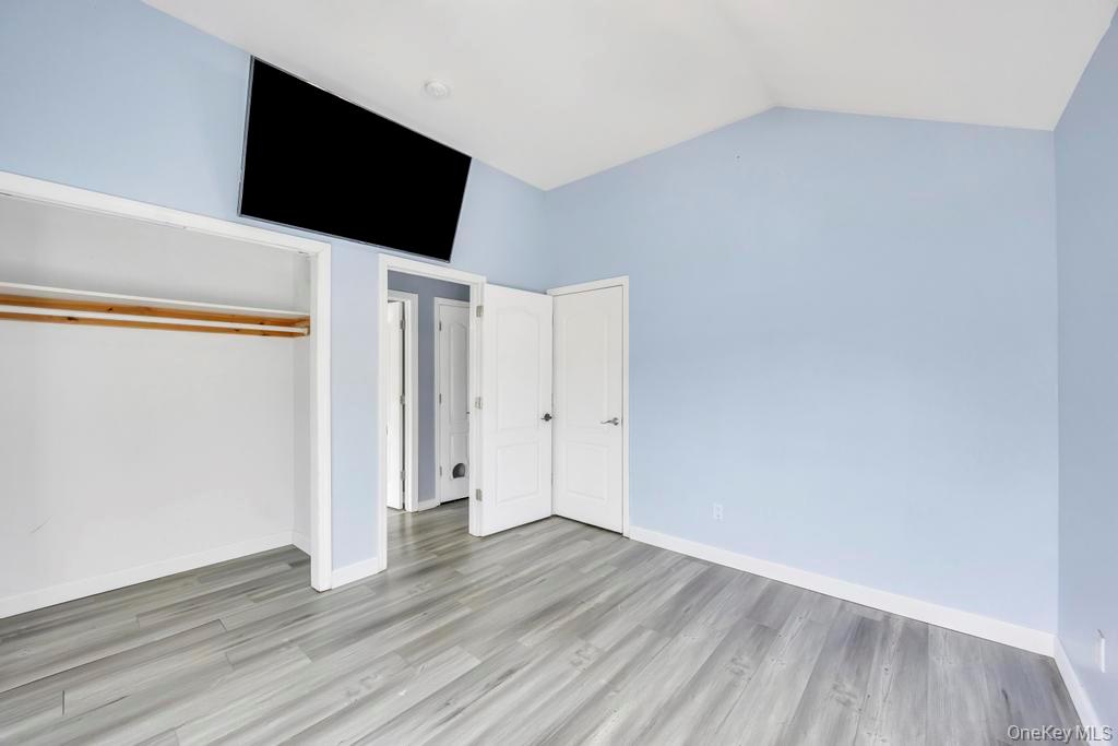 297 Catskill Avenue, Lindenhurst, NY 11757