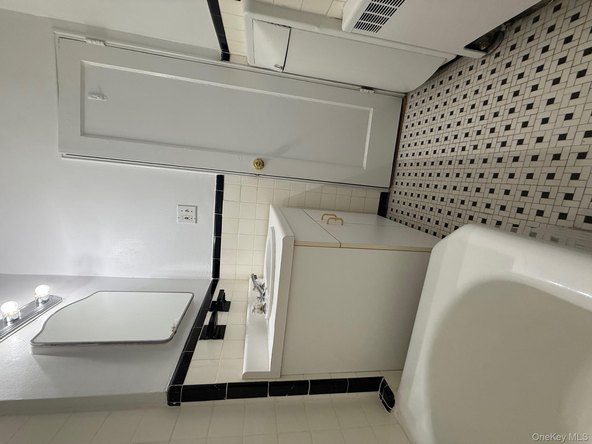 1833 Palmer Avenue # 3B, Larchmont, NY 10538