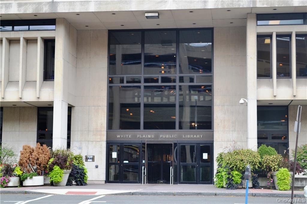 4 Windsor Terrace # 1E, White Plains, NY 10601