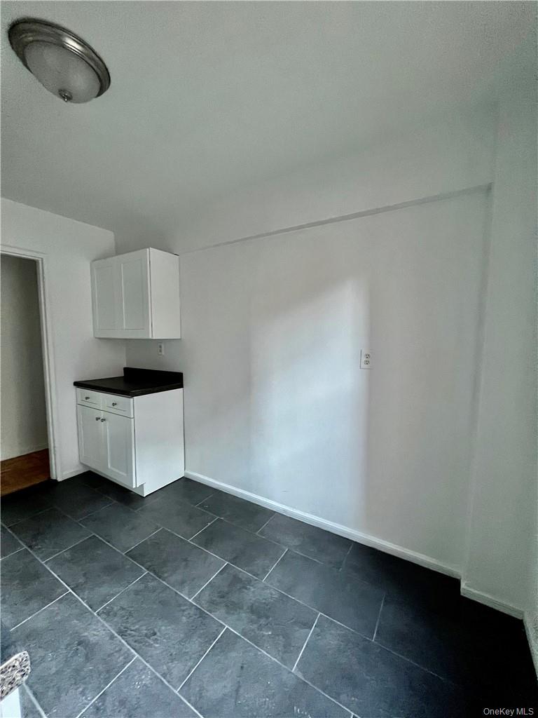 4 Windsor Terrace # 1E, White Plains, NY 10601