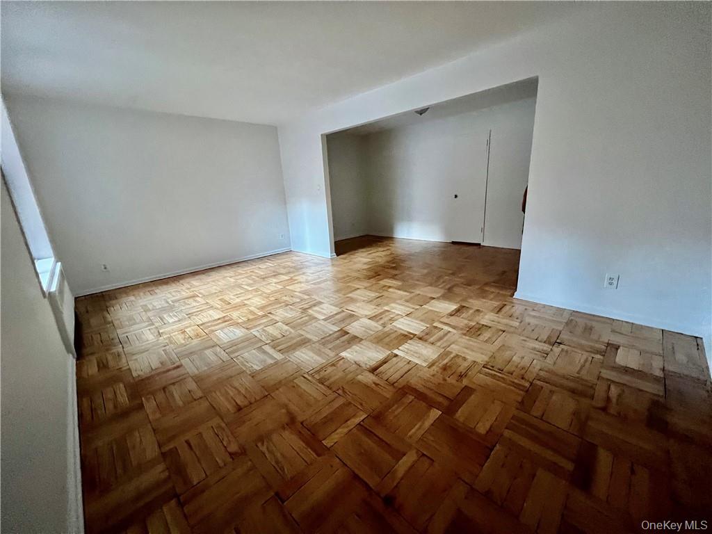 4 Windsor Terrace # 1E, White Plains, NY 10601