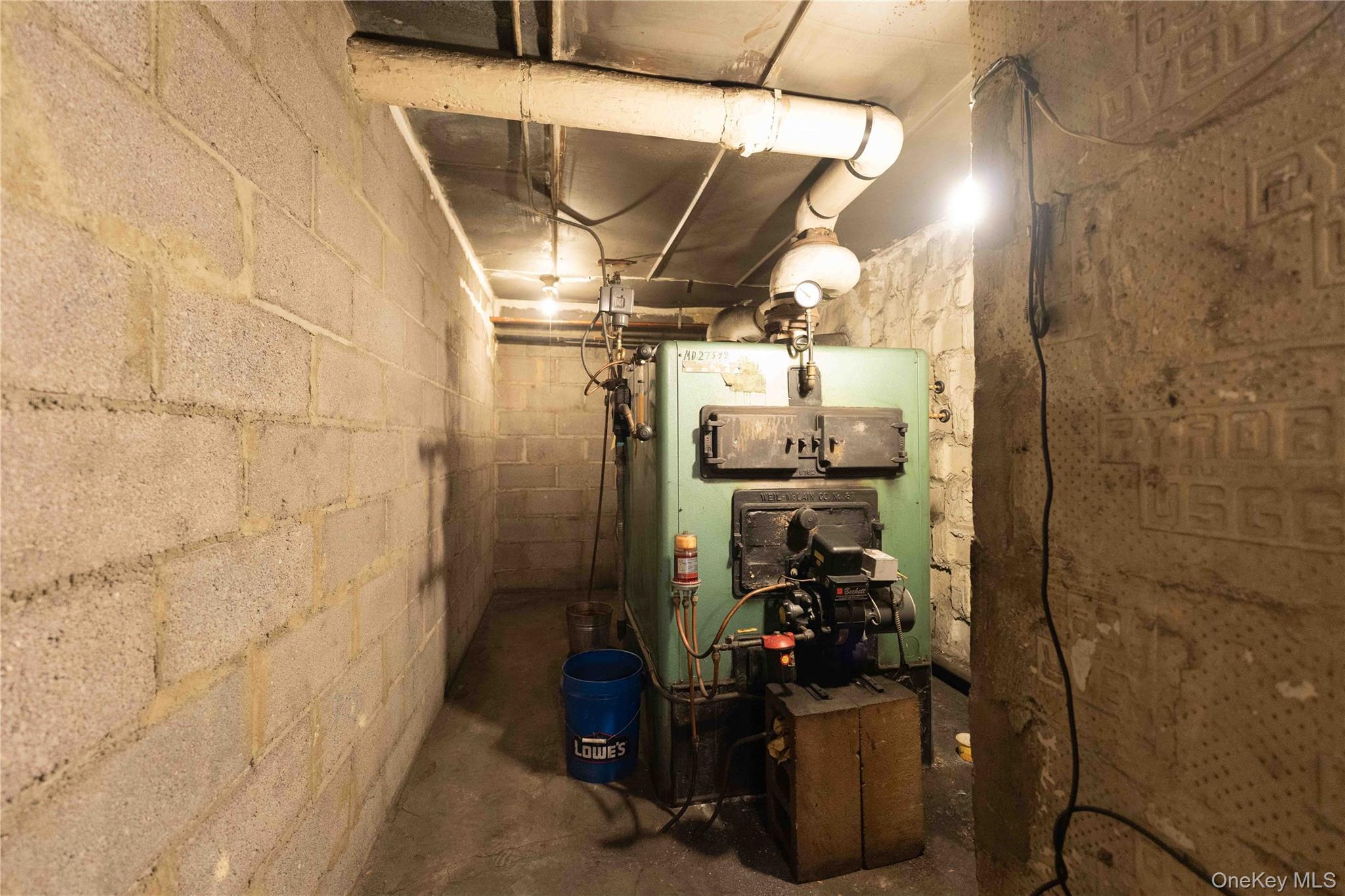 765 E 9th Street, Brooklyn, NY 11230