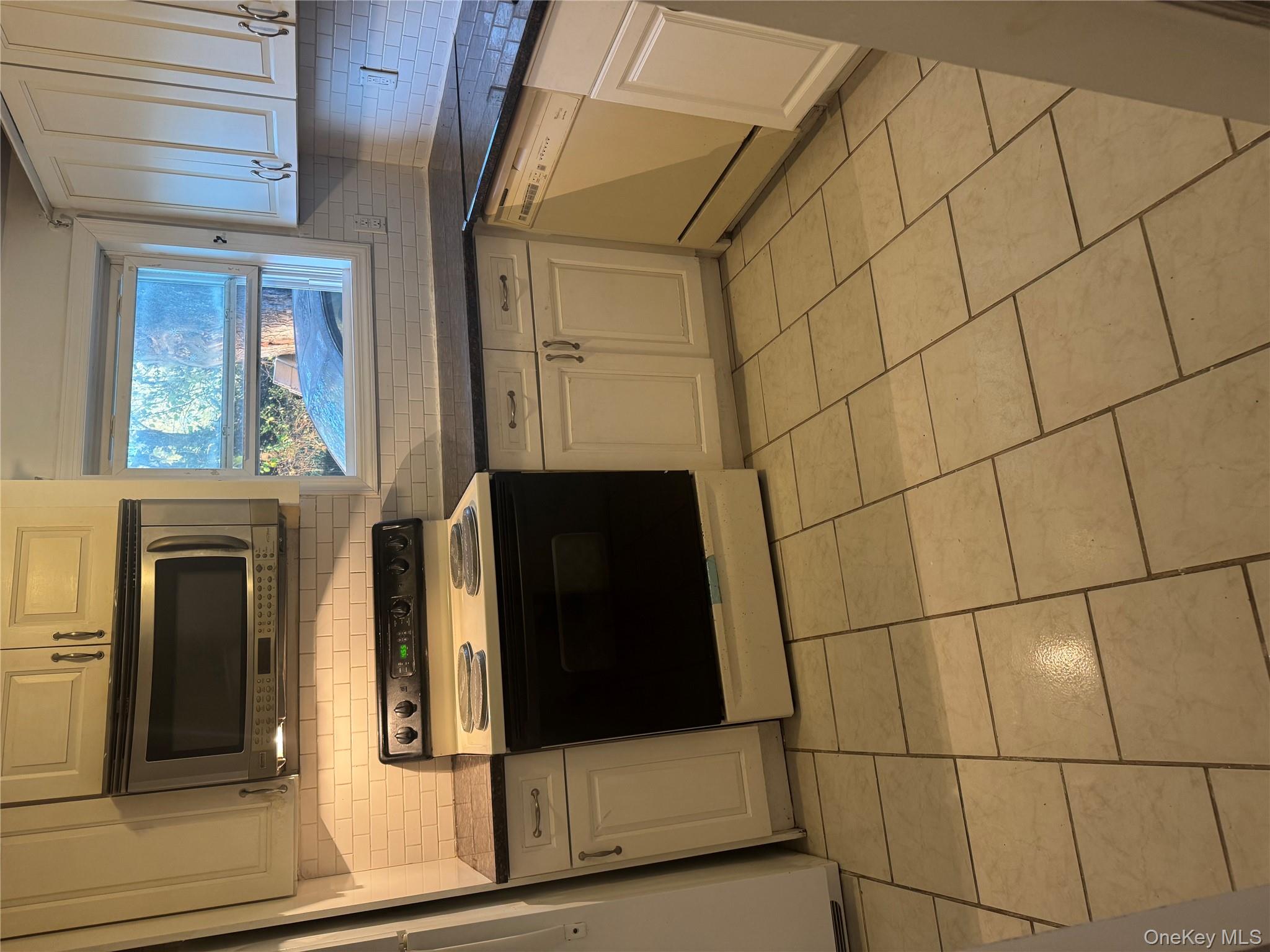 98 Casement Avenue, Central Islip, NY 11722