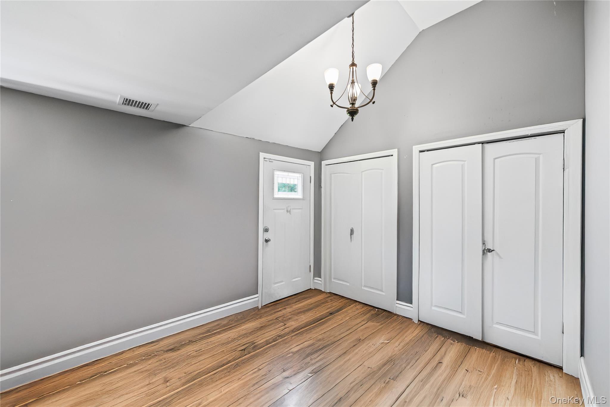 1113 Joselson Avenue, Bay Shore, NY 11706