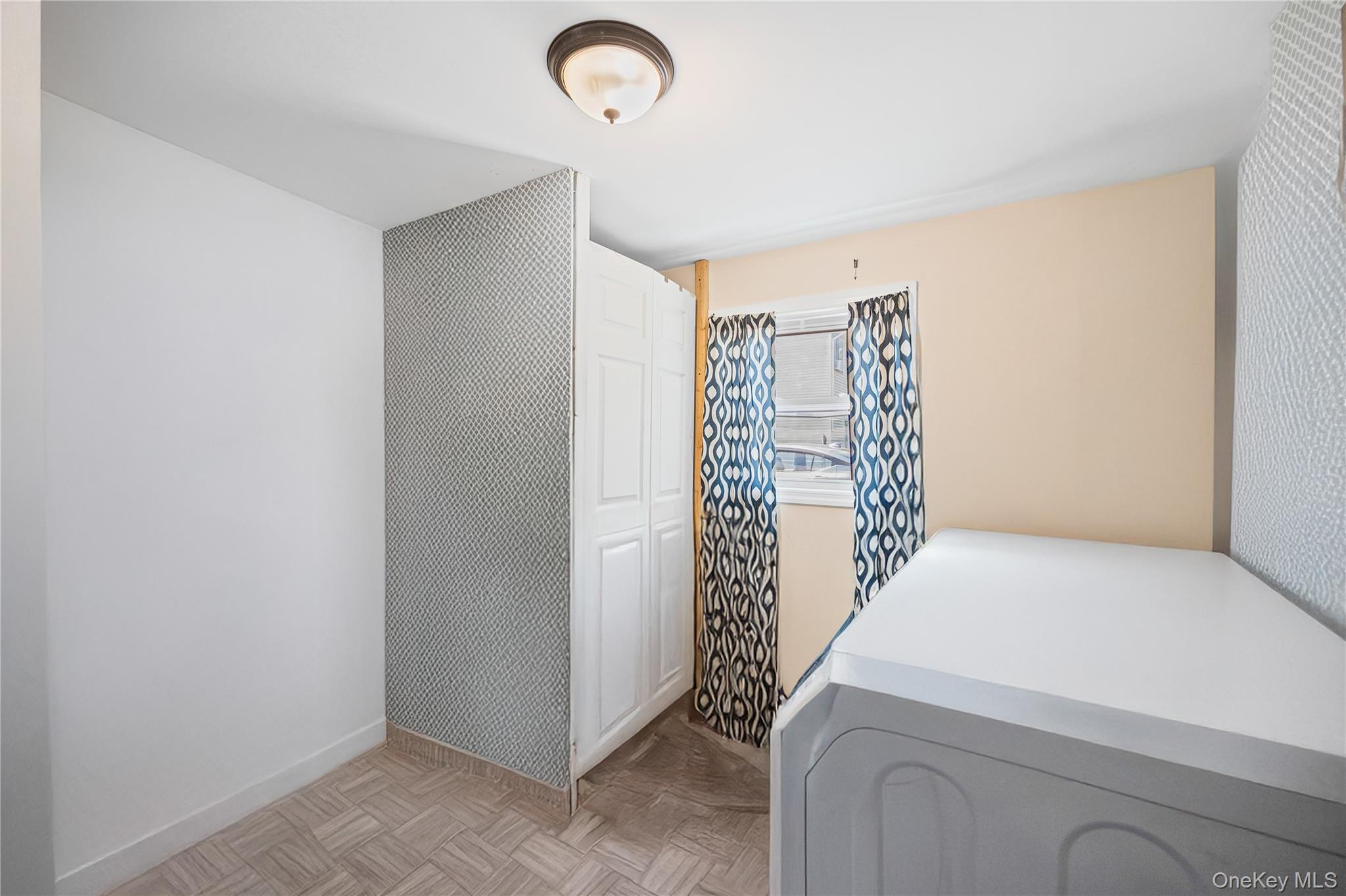 1113 Joselson Avenue, Bay Shore, NY 11706