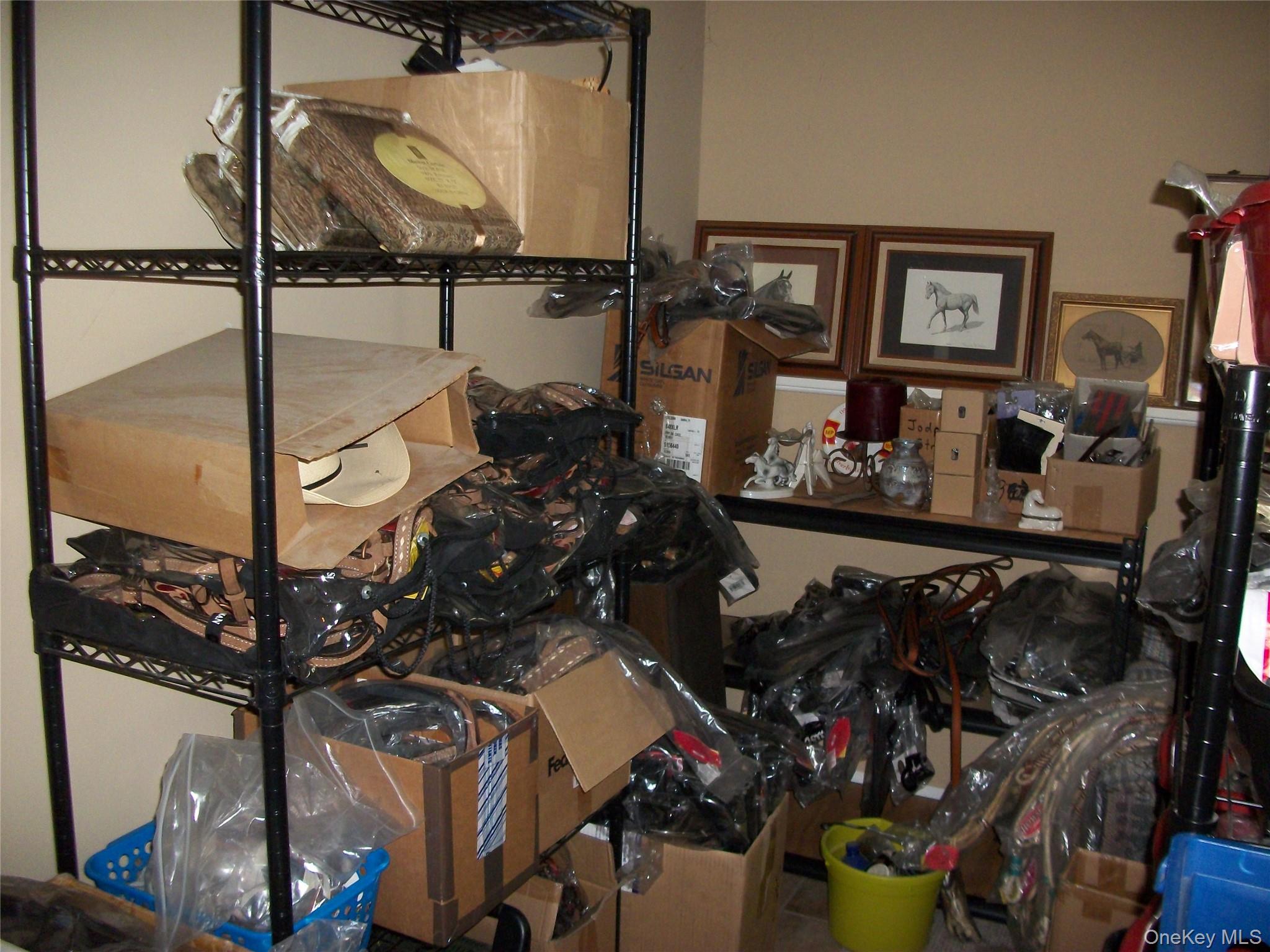 99 Dusinberre Rd, Gardiner, NY 12525