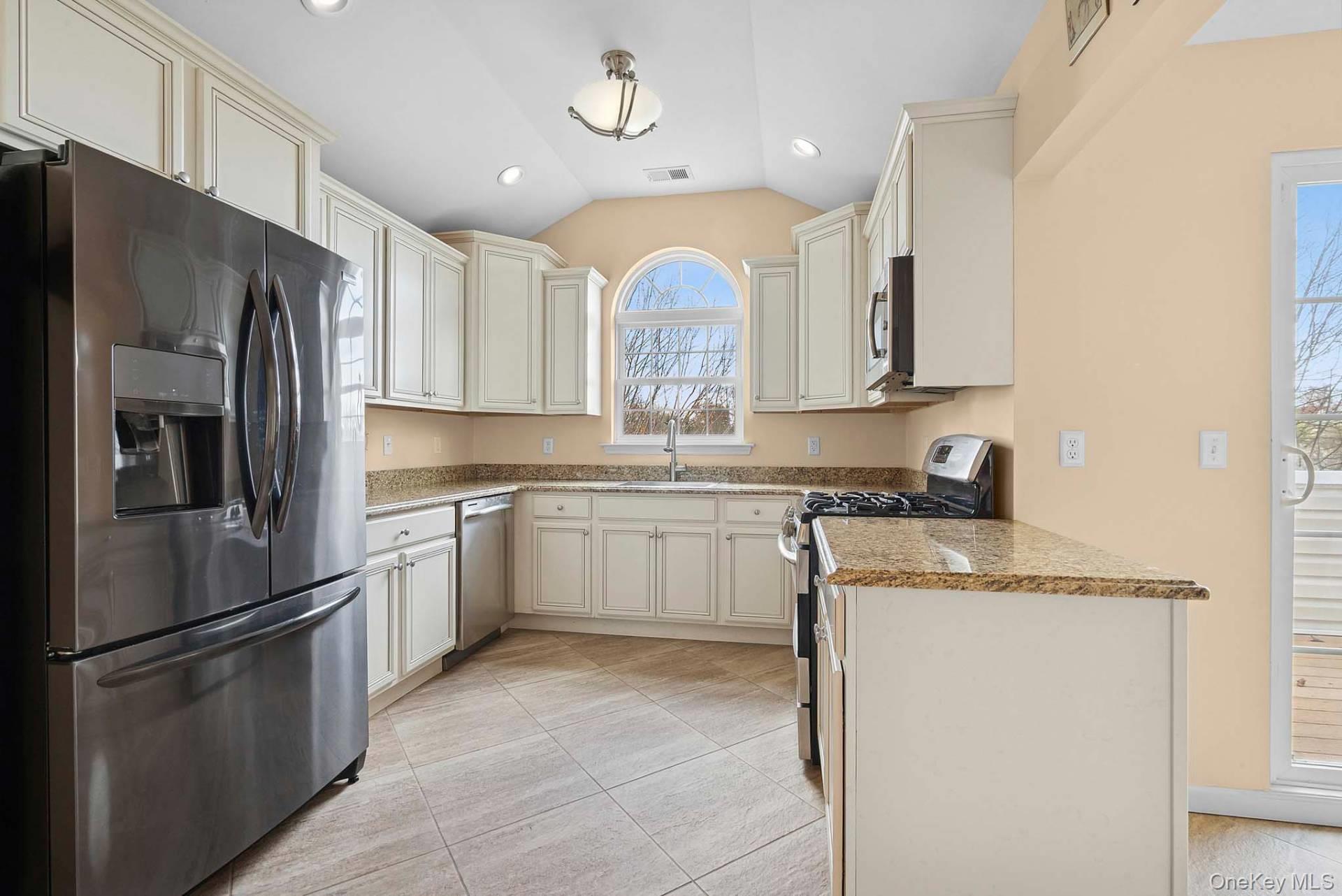 148 Christine Drive, Dix Hills, NY 11746