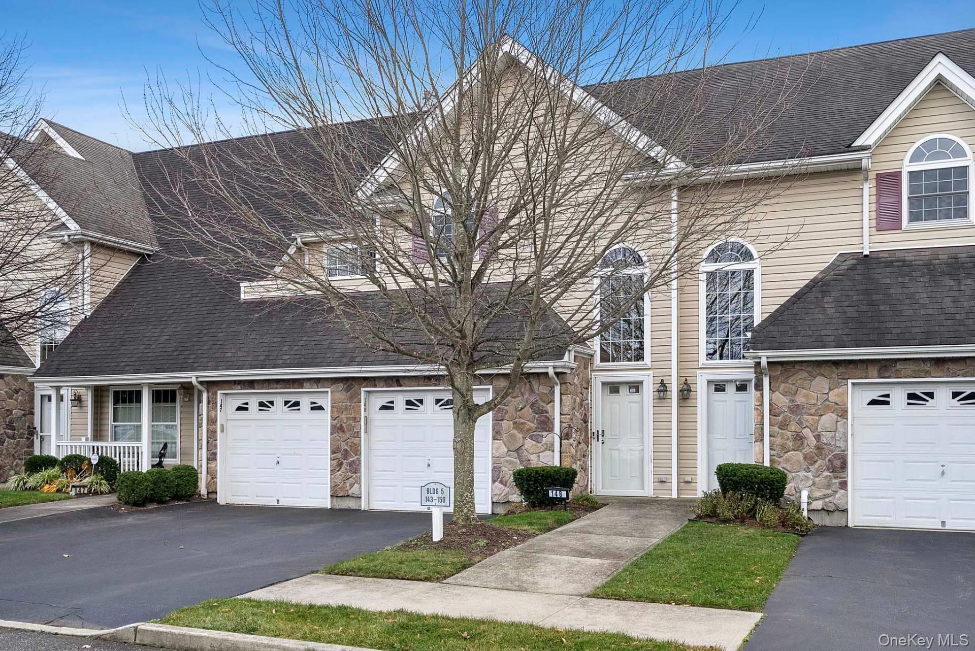 148 Christine Drive, Dix Hills, NY 11746