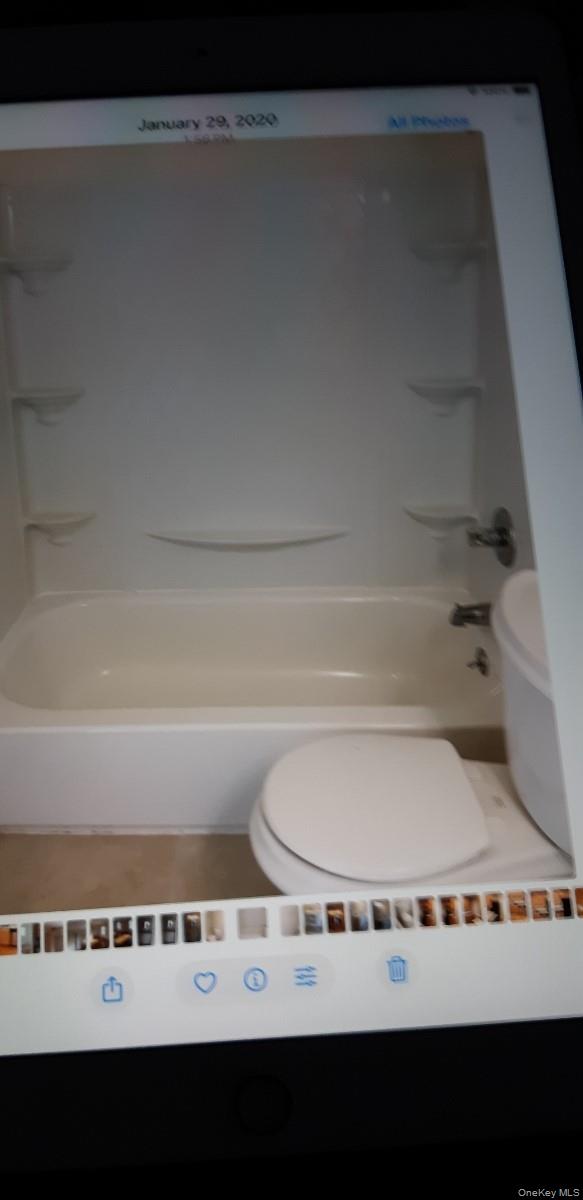 28 Ledgewood Circle, East Setauket, NY 11733