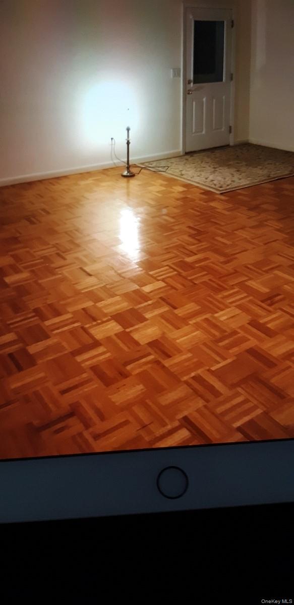 28 Ledgewood Circle, East Setauket, NY 11733