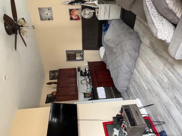 461 1st Avenue, Lindenhurst, NY 11757