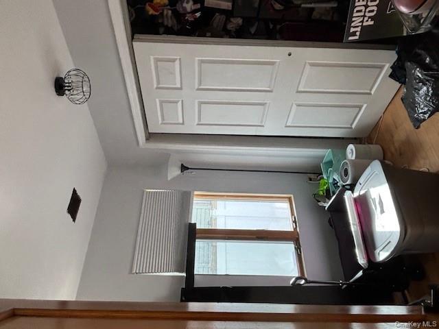 461 1st Avenue, Lindenhurst, NY 11757