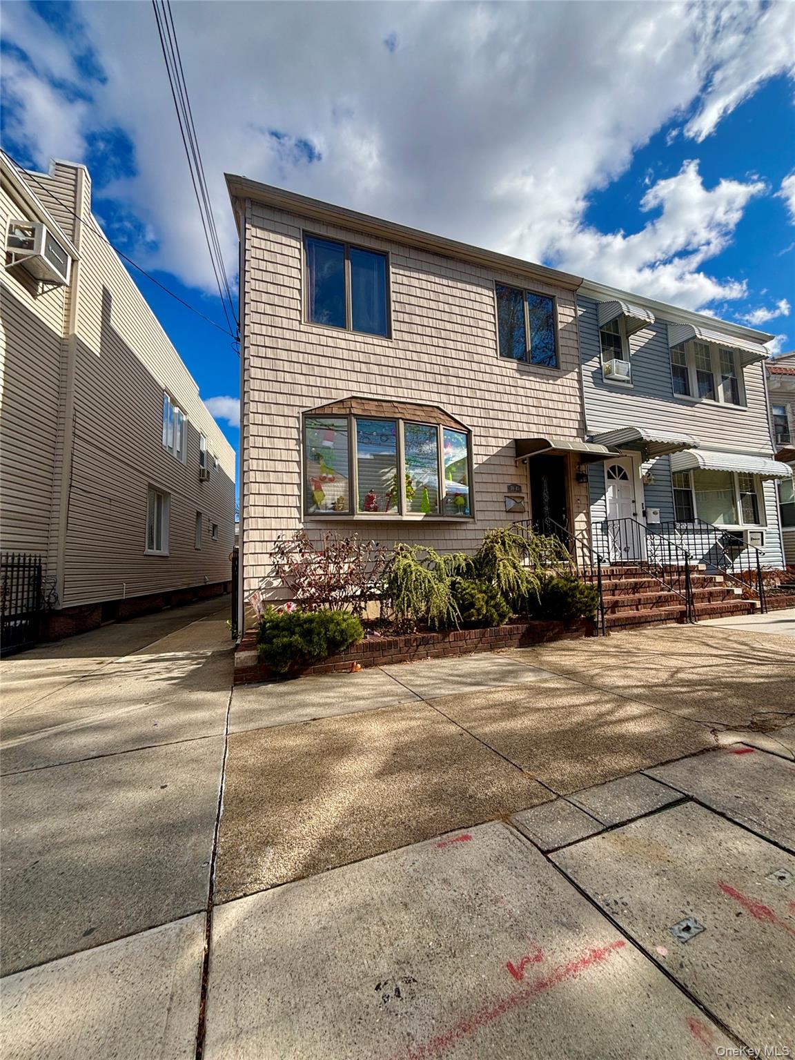 7845 79th Place, Glendale, NY 11385