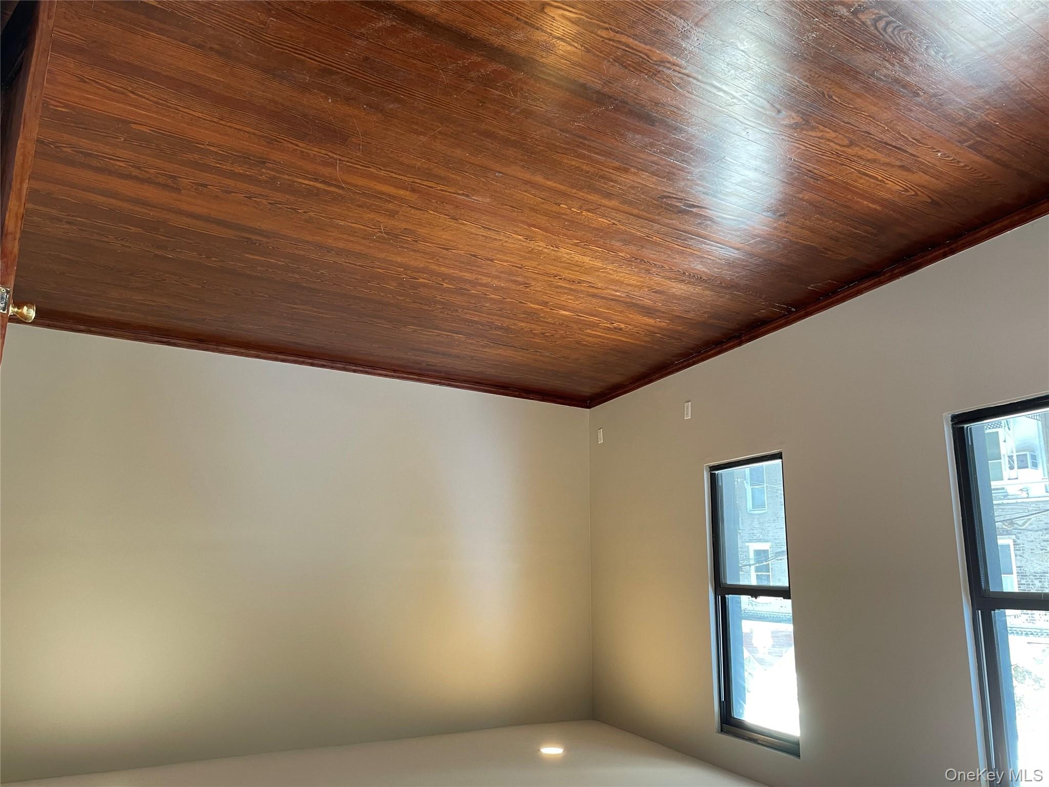 7845 79th Place, Glendale, NY 11385