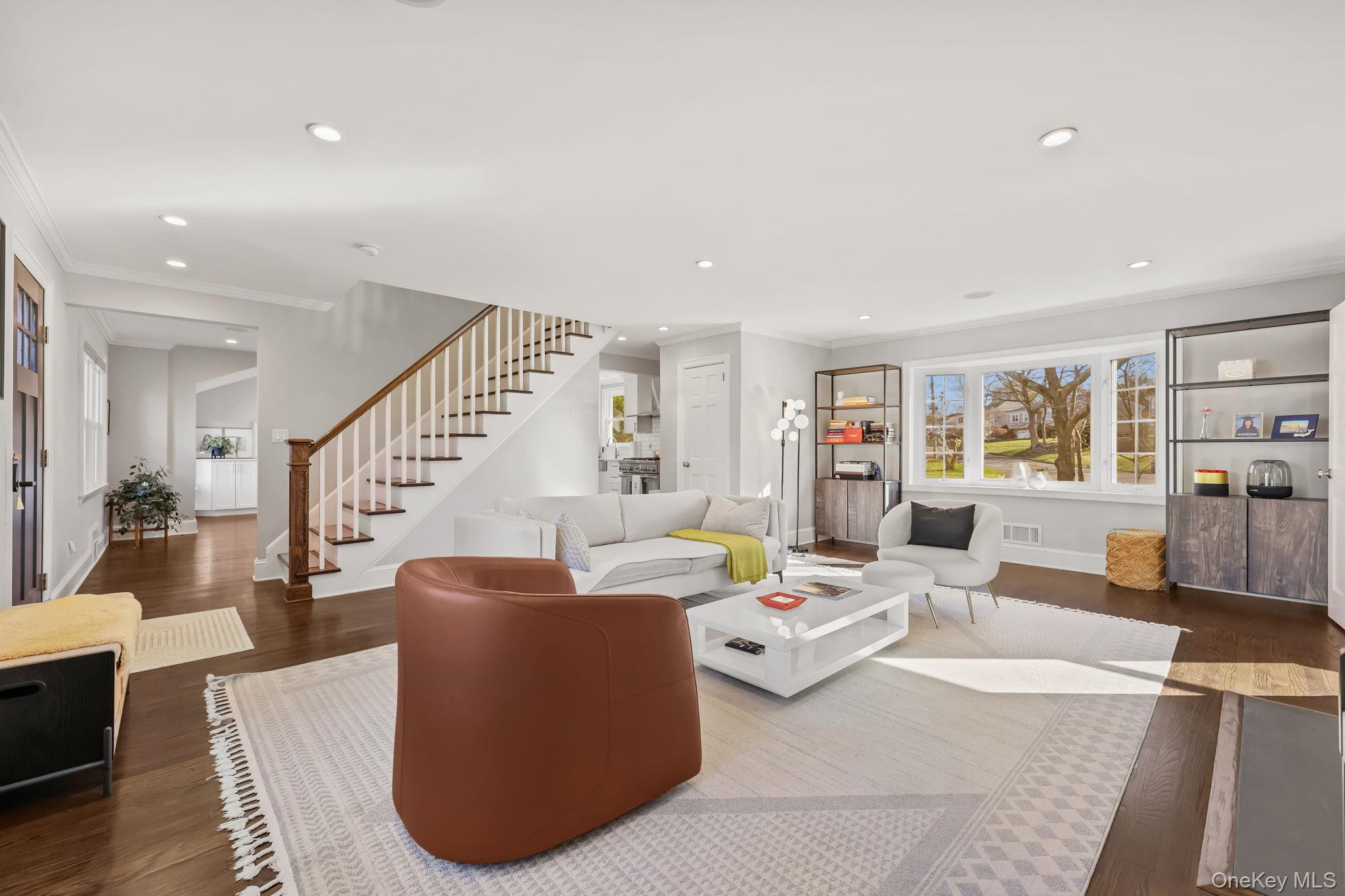 112 Clarence Road, Scarsdale, NY 10583