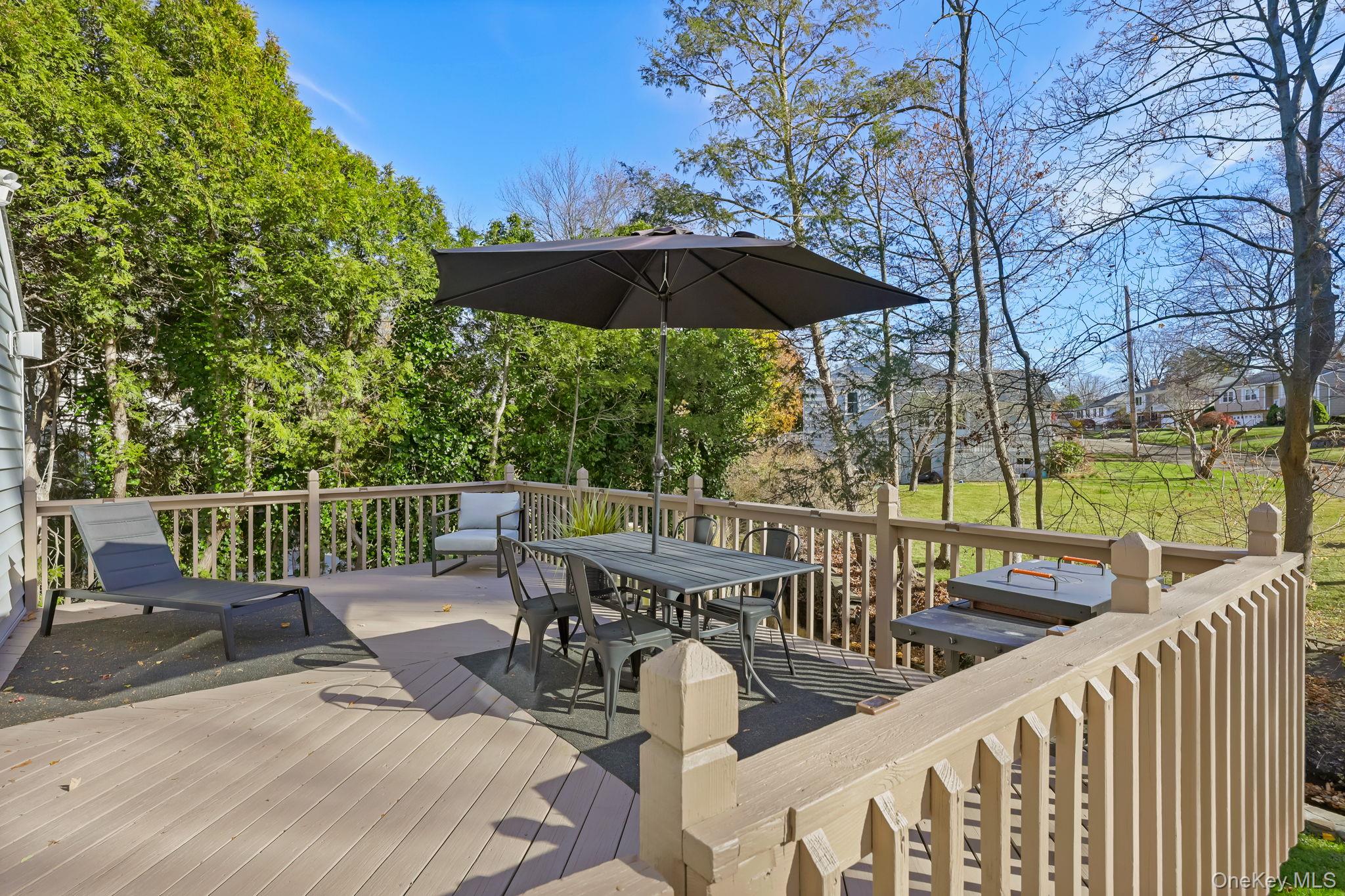 112 Clarence Road, Scarsdale, NY 10583