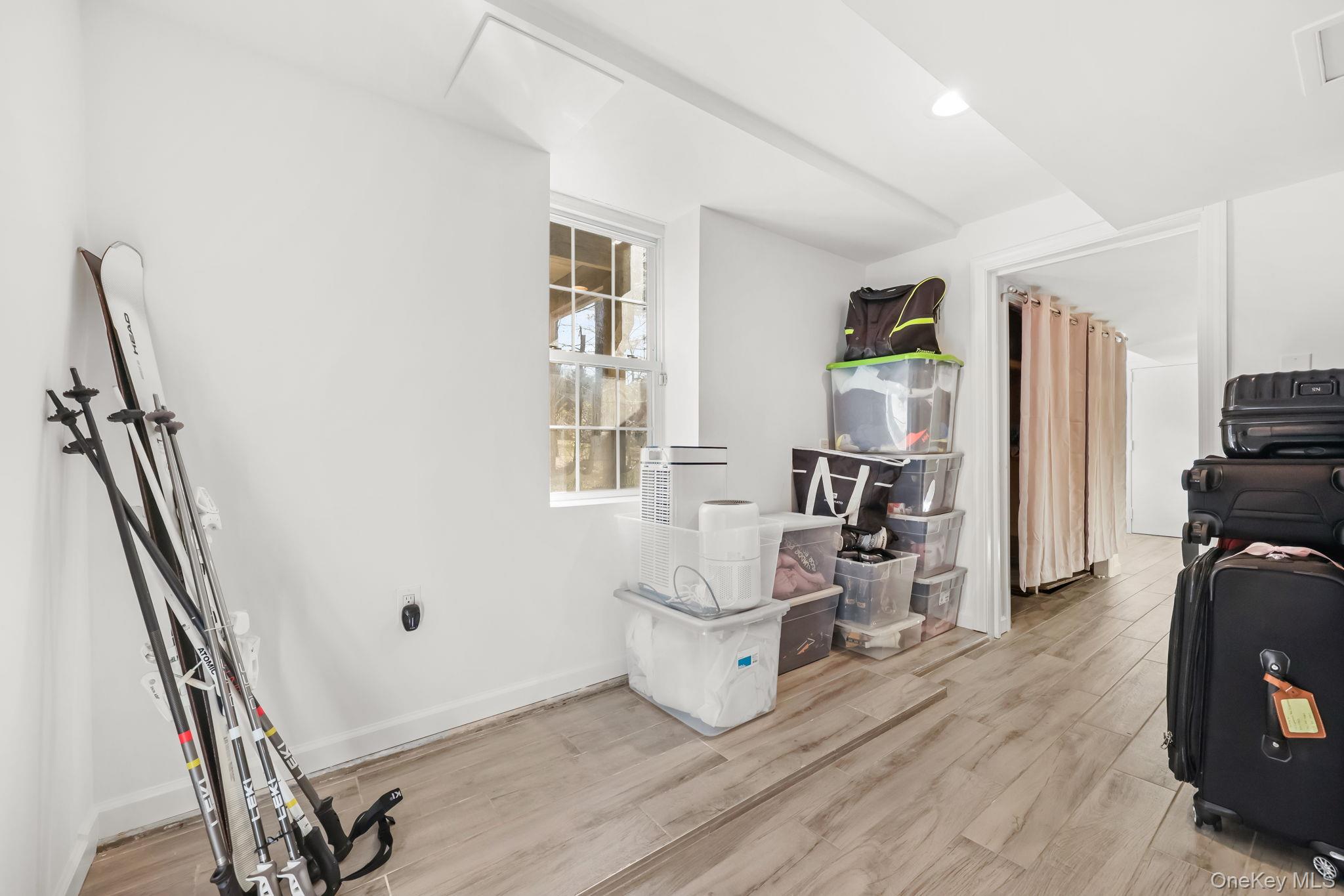 112 Clarence Road, Scarsdale, NY 10583