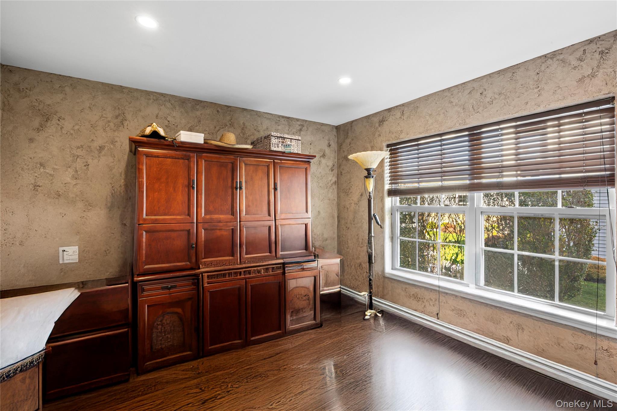 38 Hamlet Drive, Mount Sinai, NY 11766