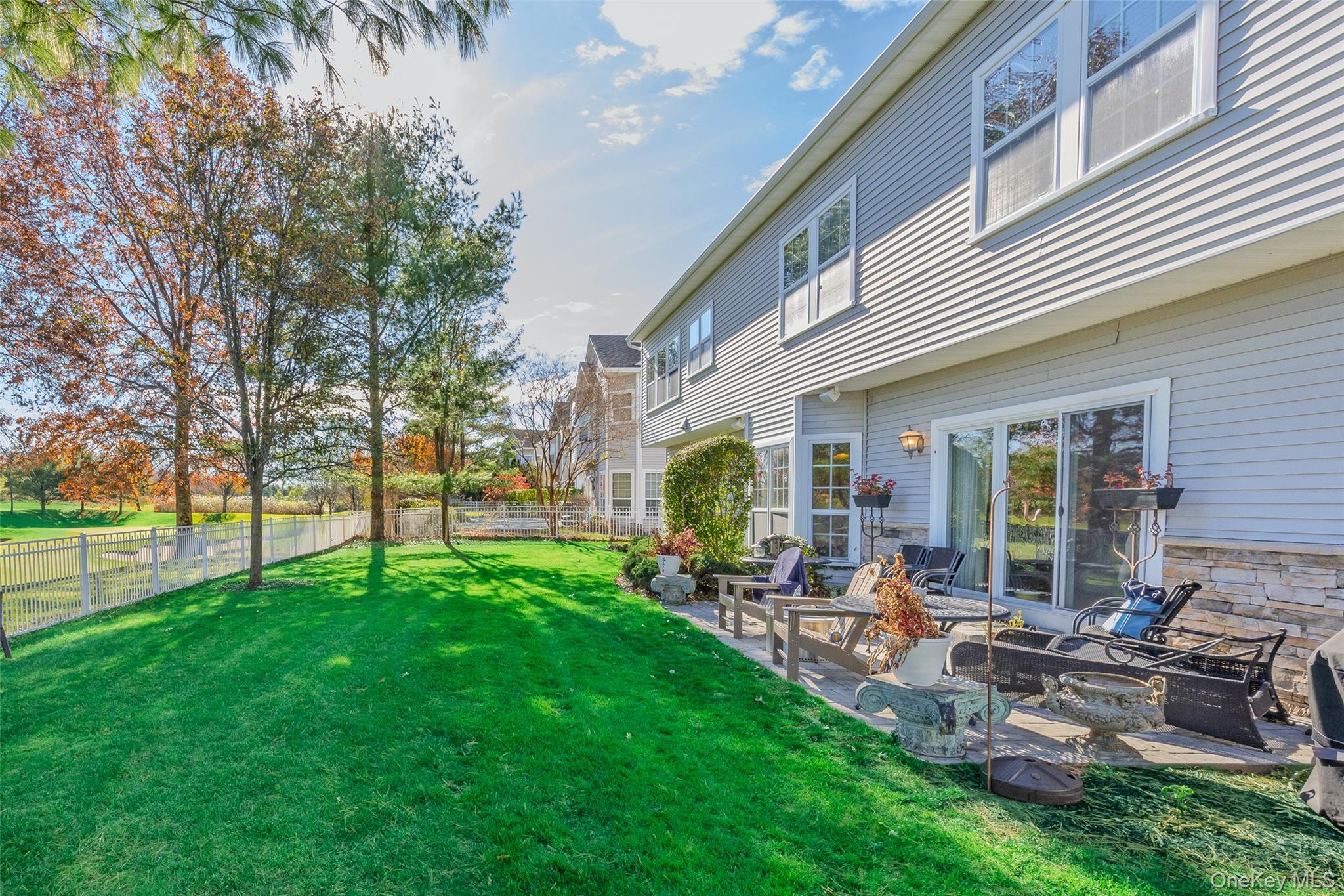 38 Hamlet Drive, Mount Sinai, NY 11766