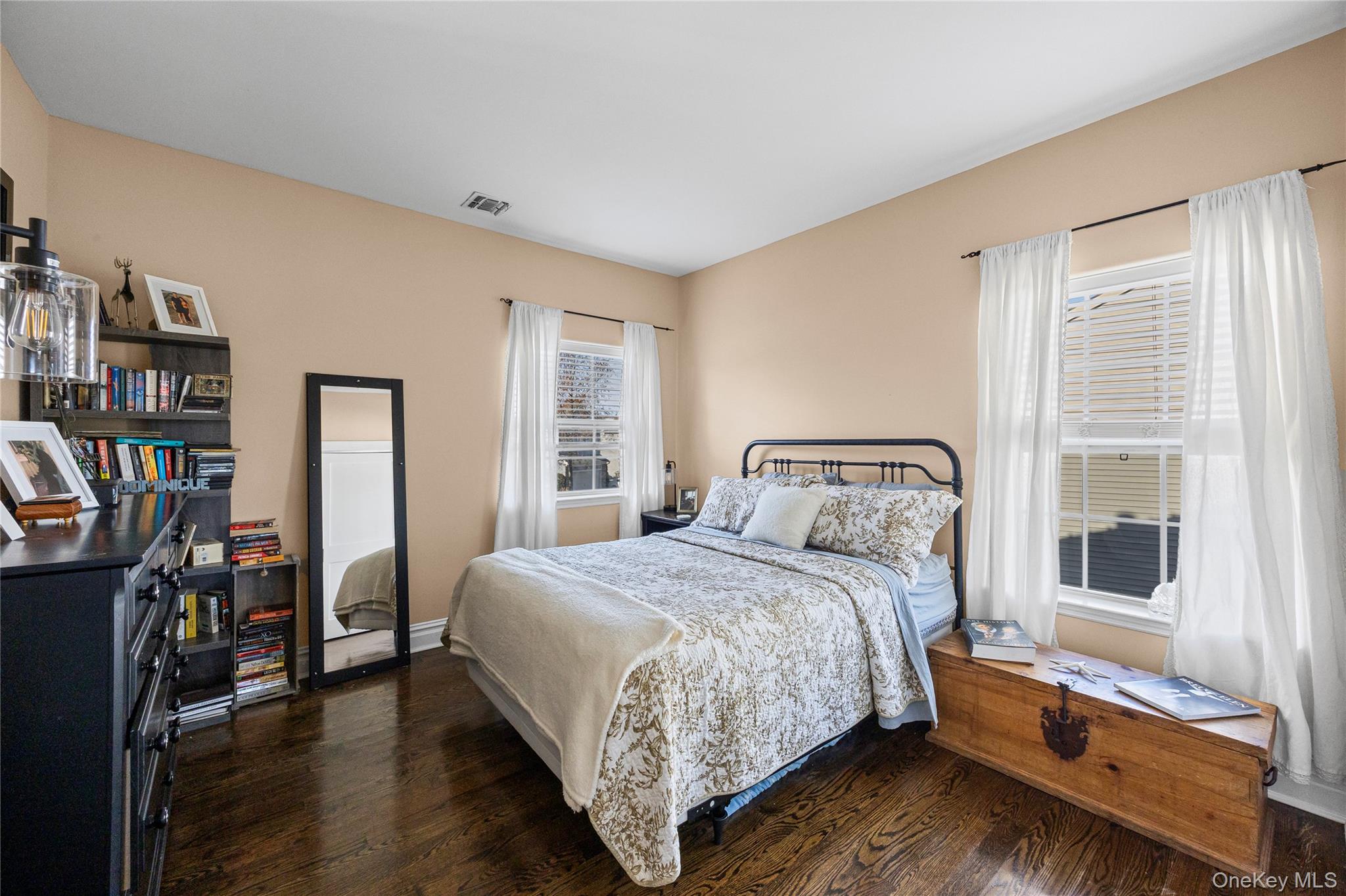 38 Hamlet Drive, Mount Sinai, NY 11766