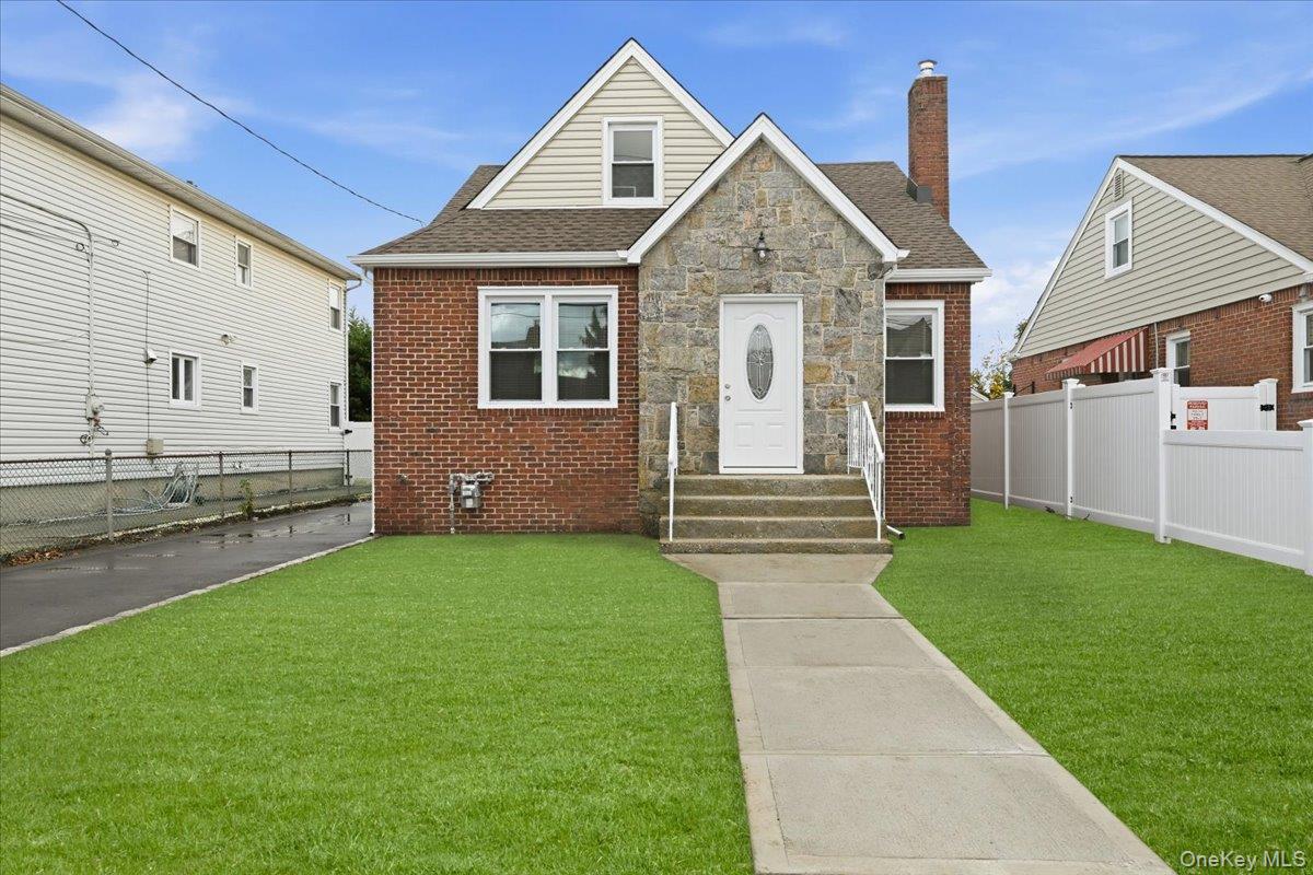 253 William Street, West Hempstead, NY 11552