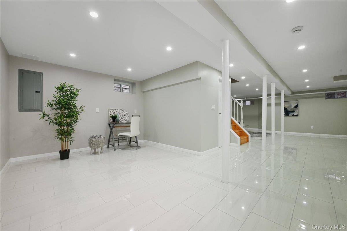 253 William Street, West Hempstead, NY 11552