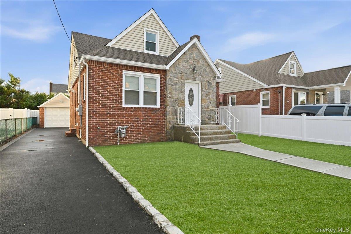 253 William Street, West Hempstead, NY 11552