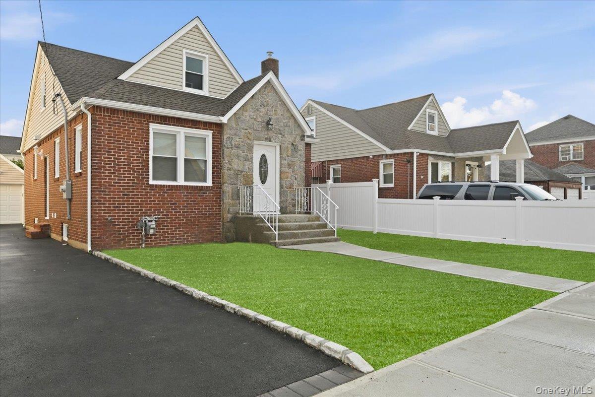 253 William Street, West Hempstead, NY 11552