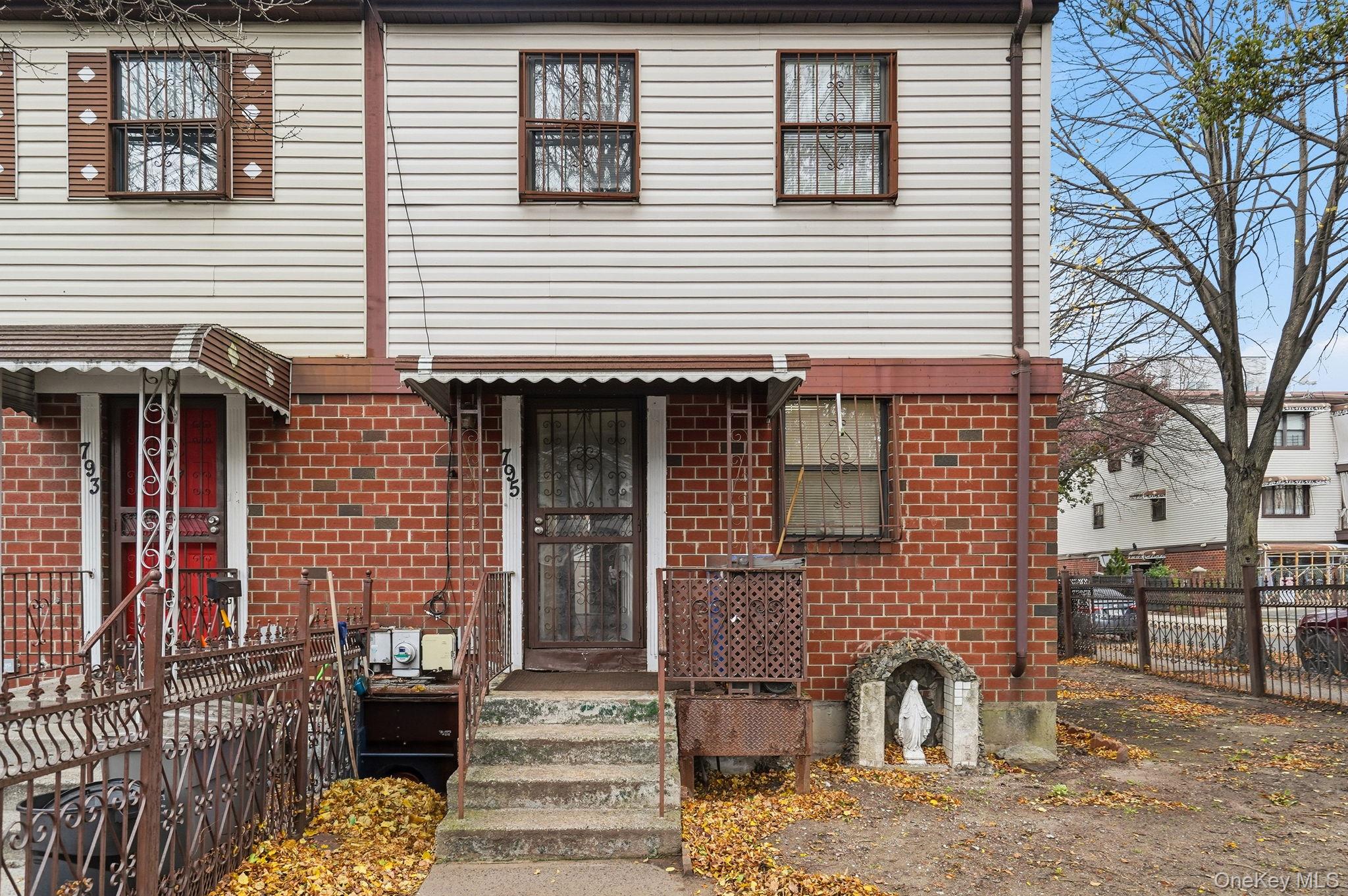 795 Jackson Avenue, Bronx, NY 10456