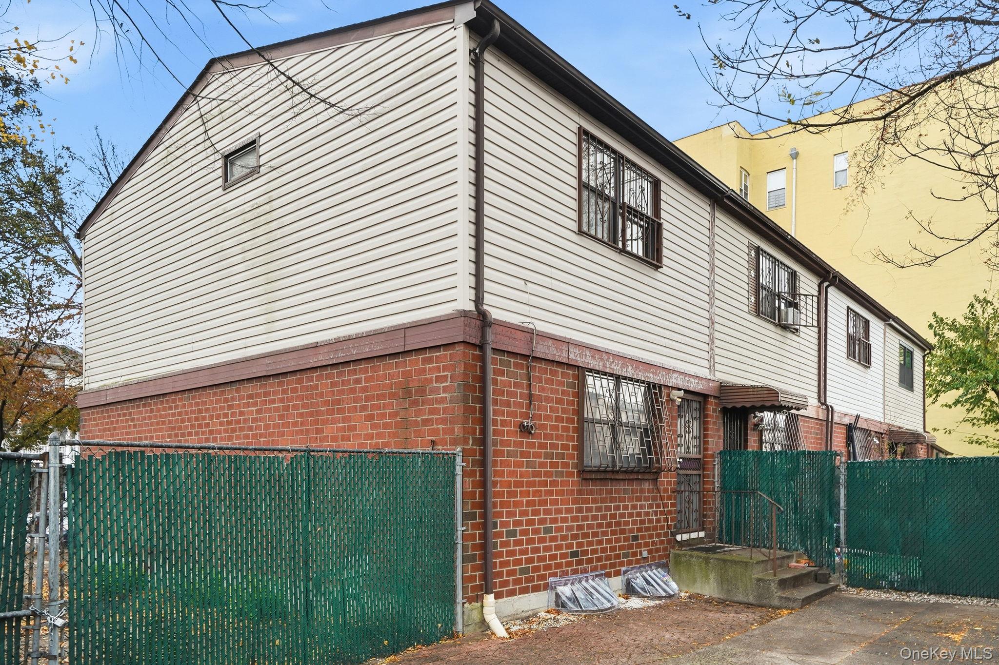 795 Jackson Avenue, Bronx, NY 10456