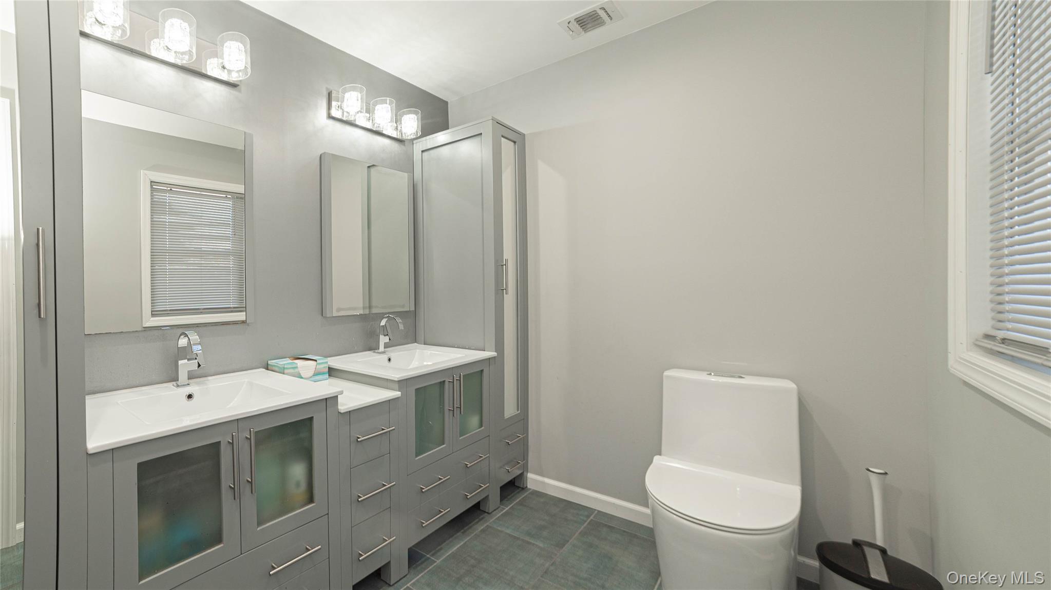 7 Jackson Street, Nesconset, NY 11767