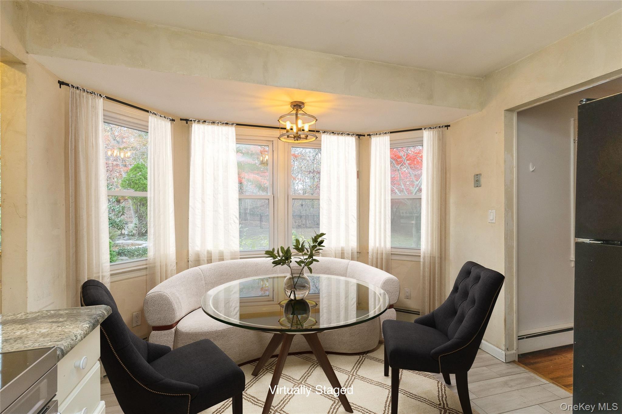 15 Mobrey Lane, Smithtown, NY 11787