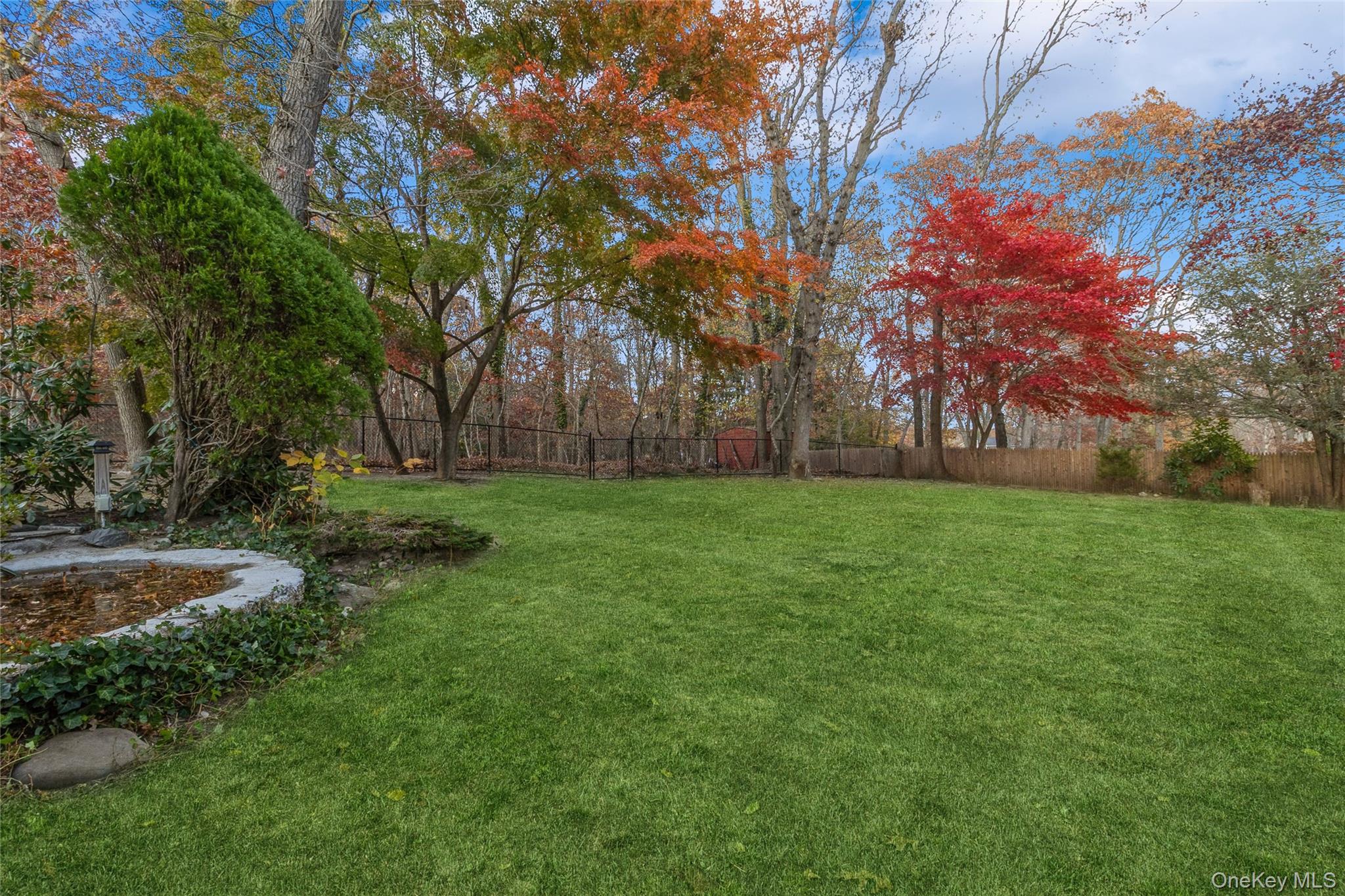 15 Mobrey Lane, Smithtown, NY 11787