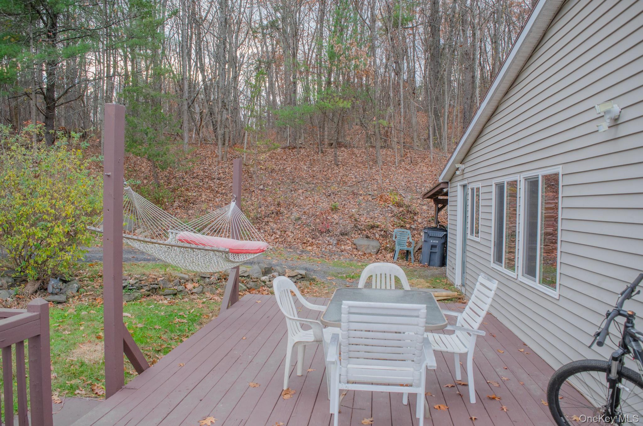 10037 9W Route, Athens, NY 12015