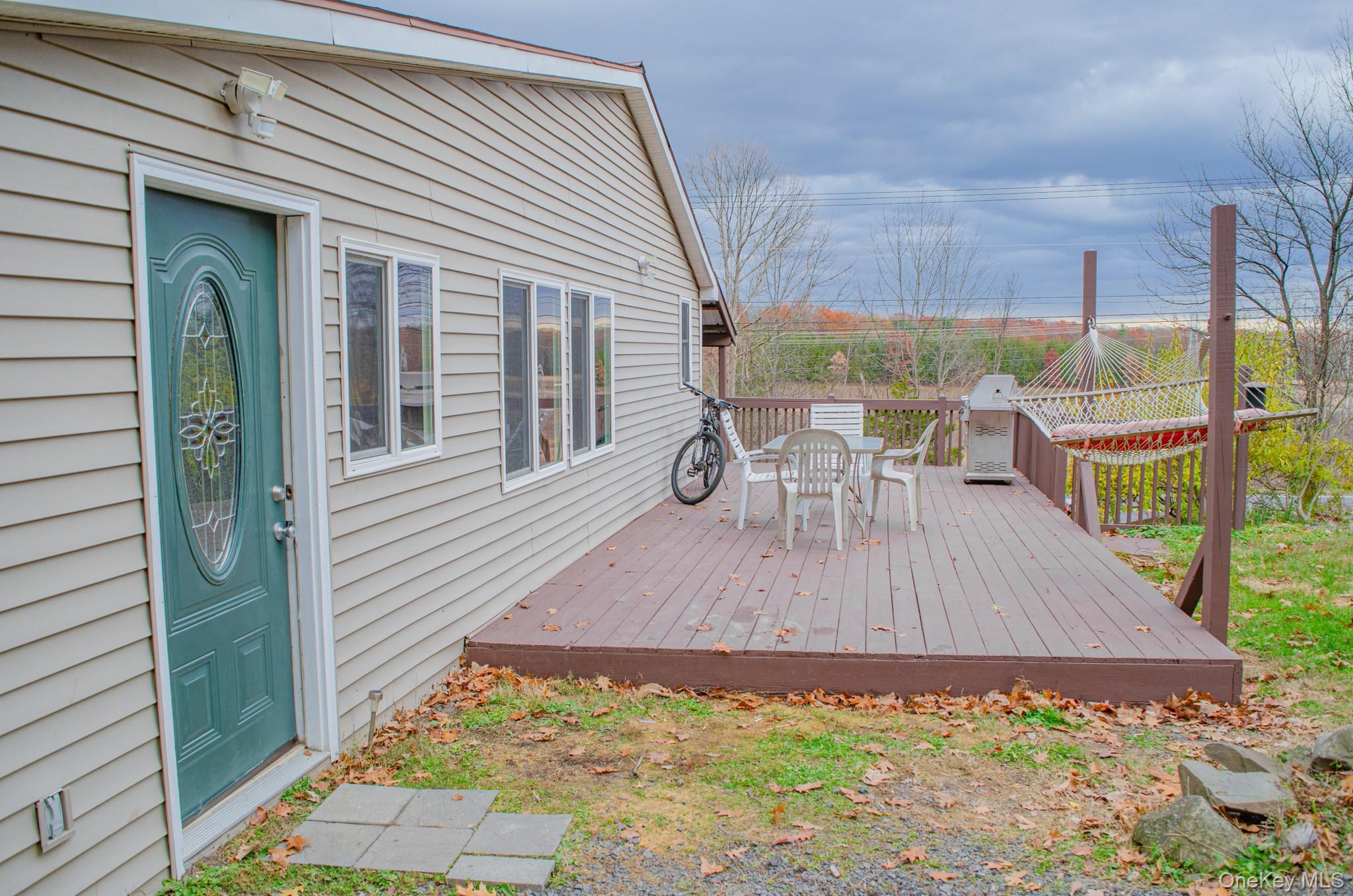 10037 9W Route, Athens, NY 12015