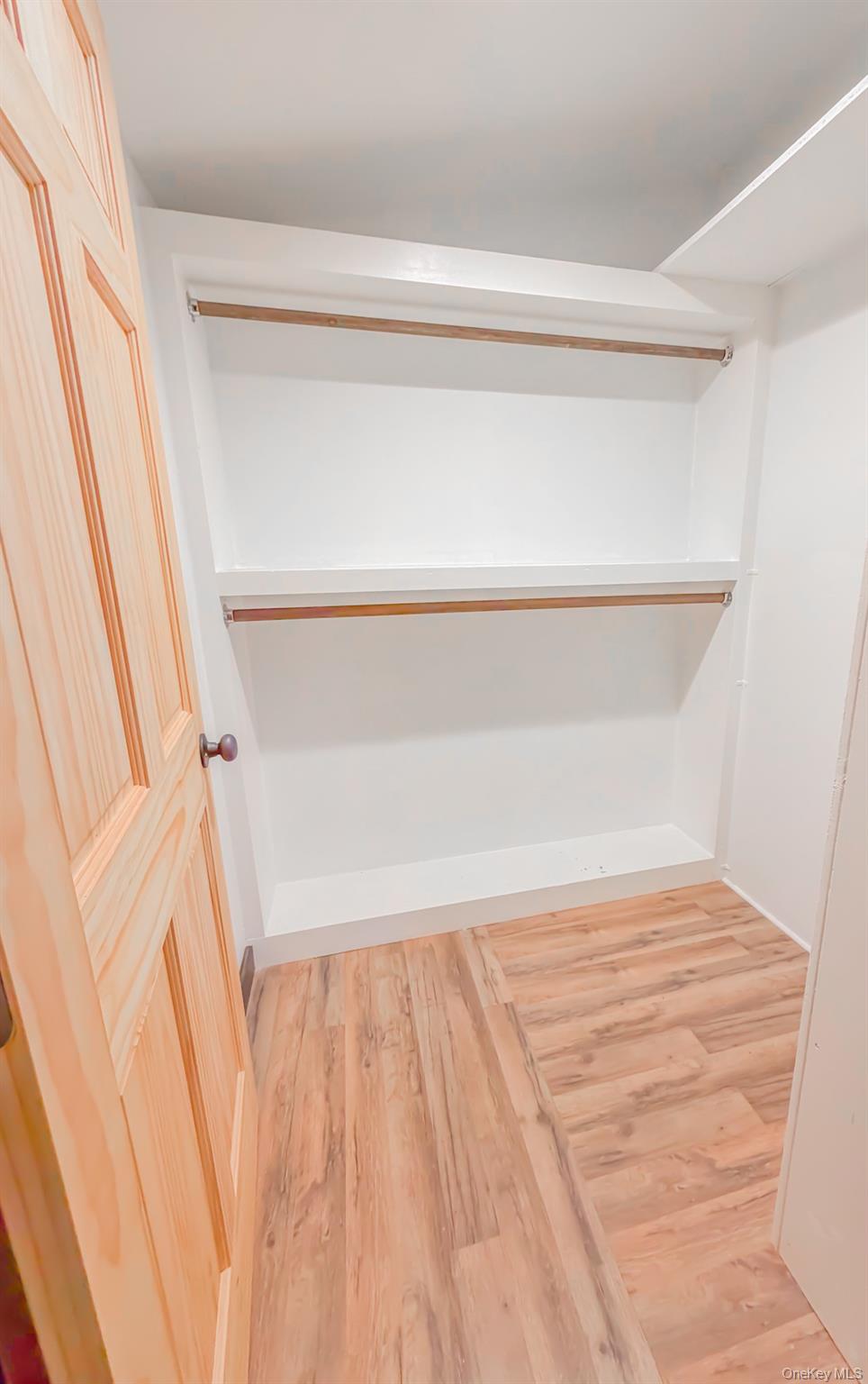 10037 9W Route, Athens, NY 12015