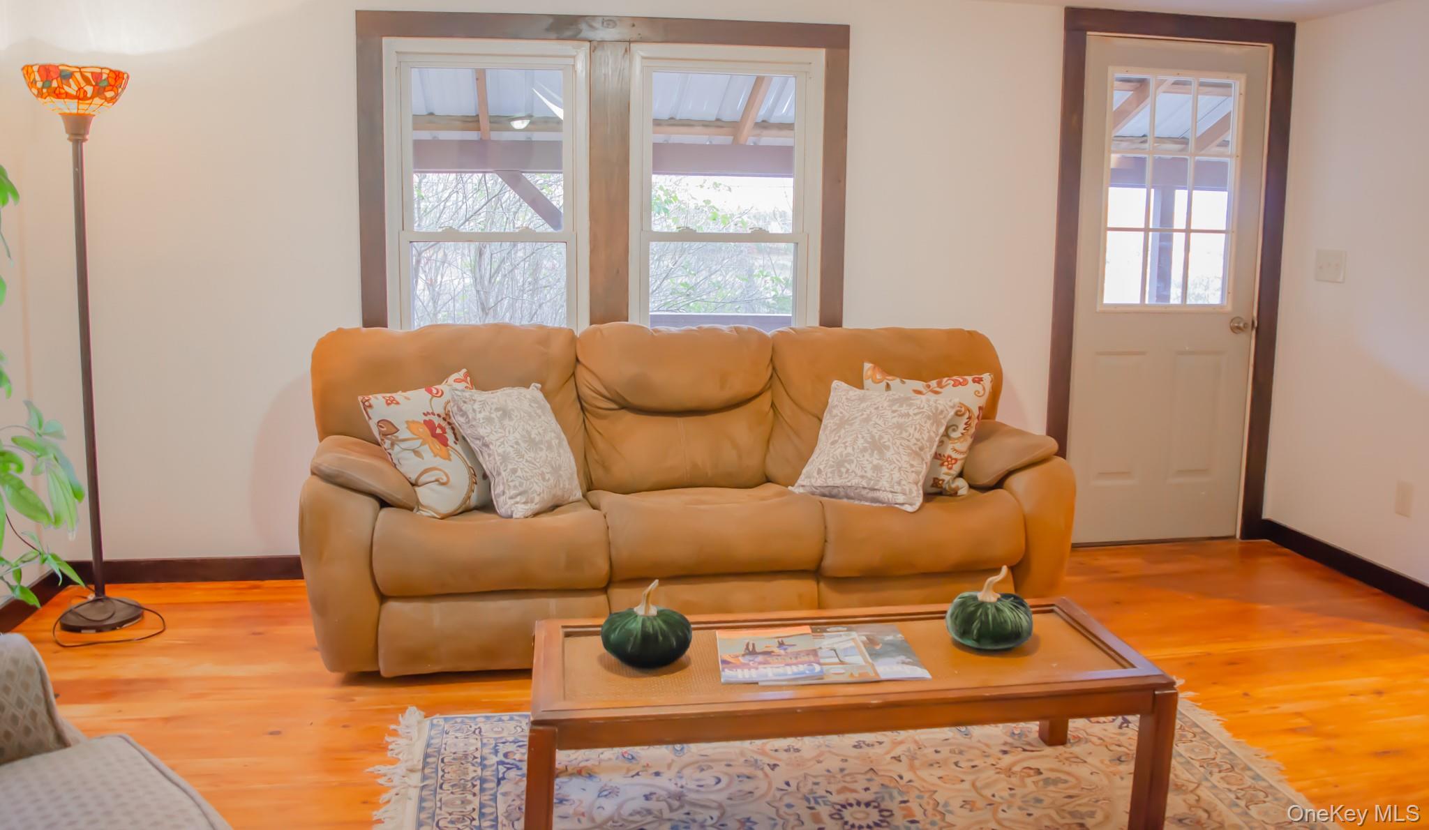 10037 9W Route, Athens, NY 12015