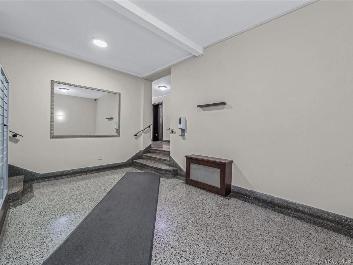 102-55 67th Road # 4W, Forest Hills, NY 11375