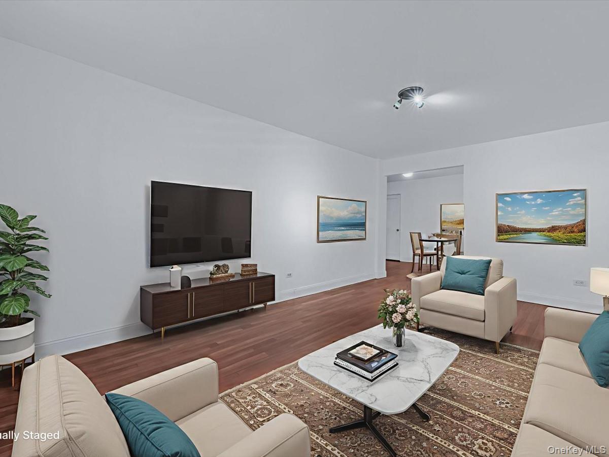 102-55 67th Road # 4W, Forest Hills, NY 11375