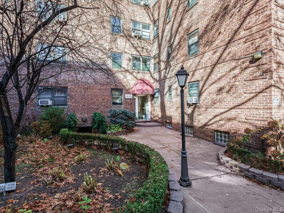102-55 67th Road # 4W, Forest Hills, NY 11375