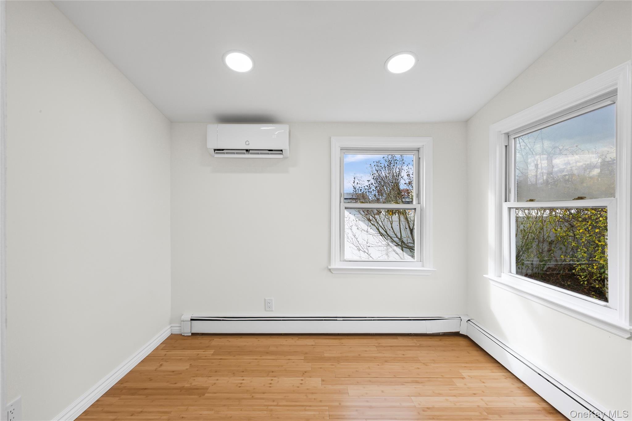 1568 7th Street, West Babylon, NY 11704