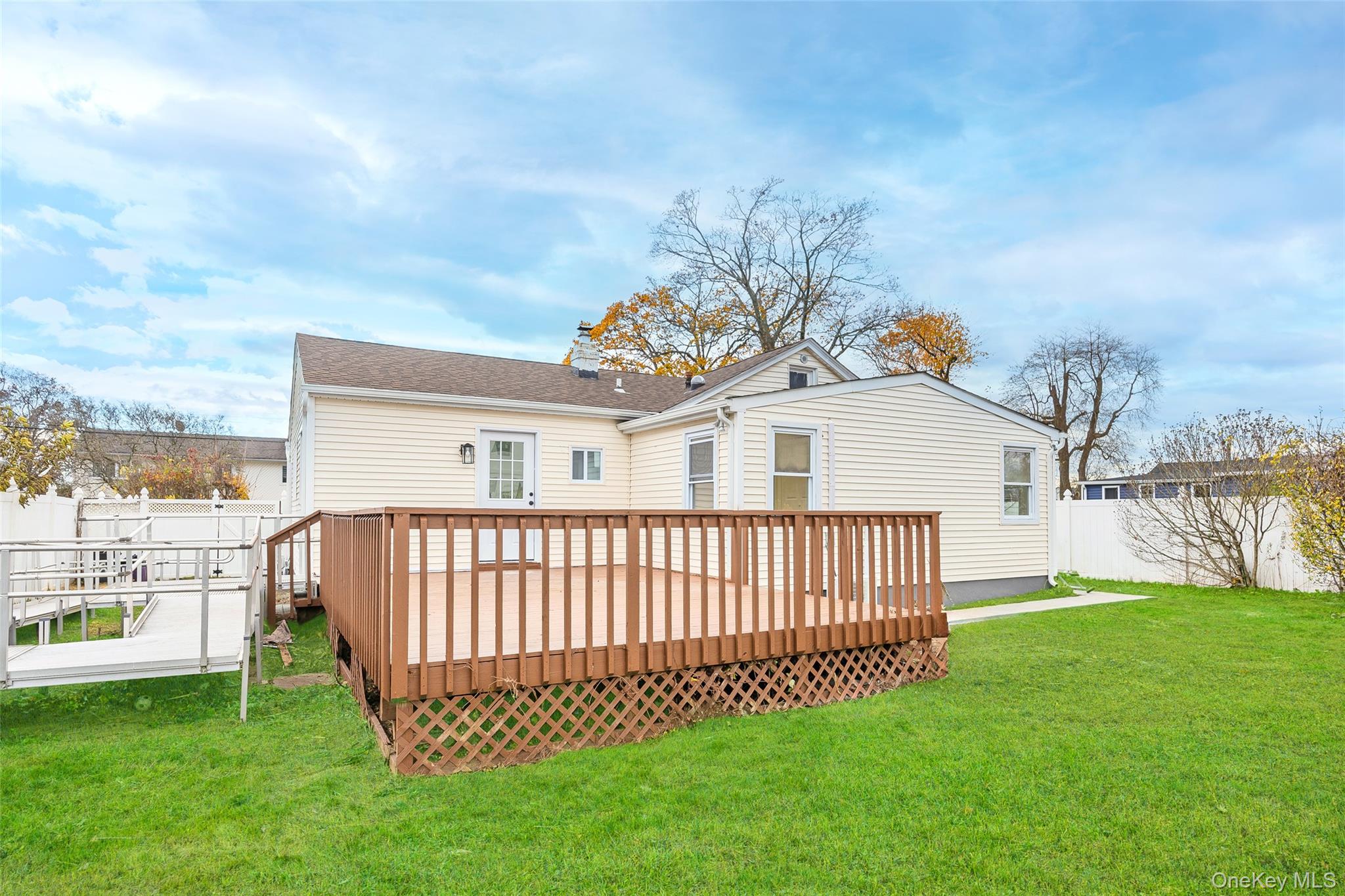 1568 7th Street, West Babylon, NY 11704