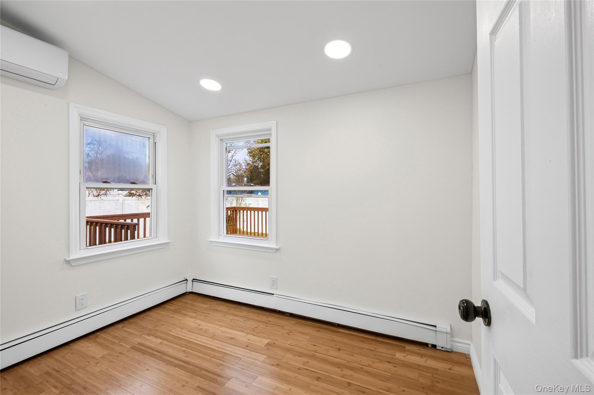 1568 7th Street, West Babylon, NY 11704