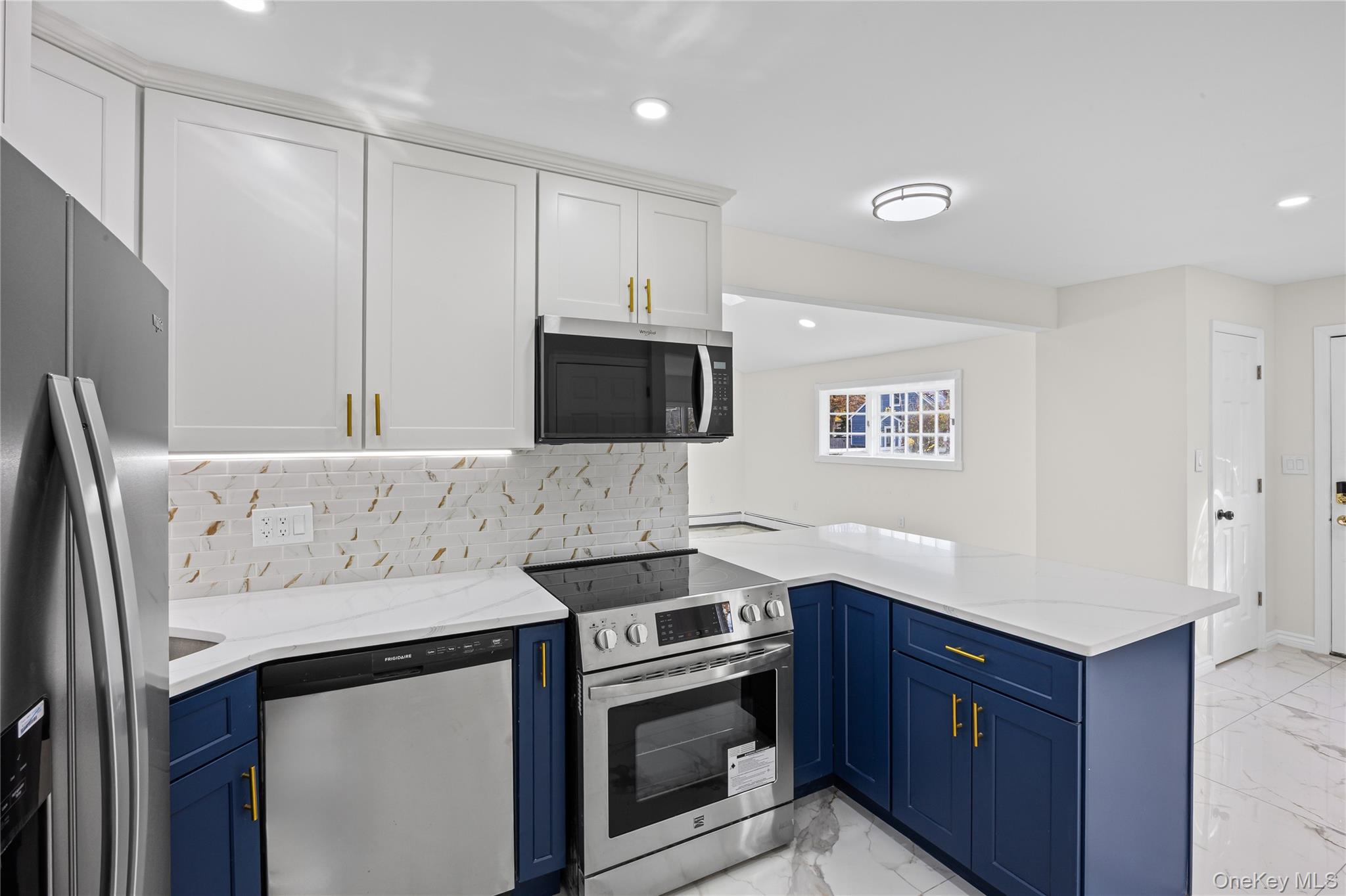 1568 7th Street, West Babylon, NY 11704